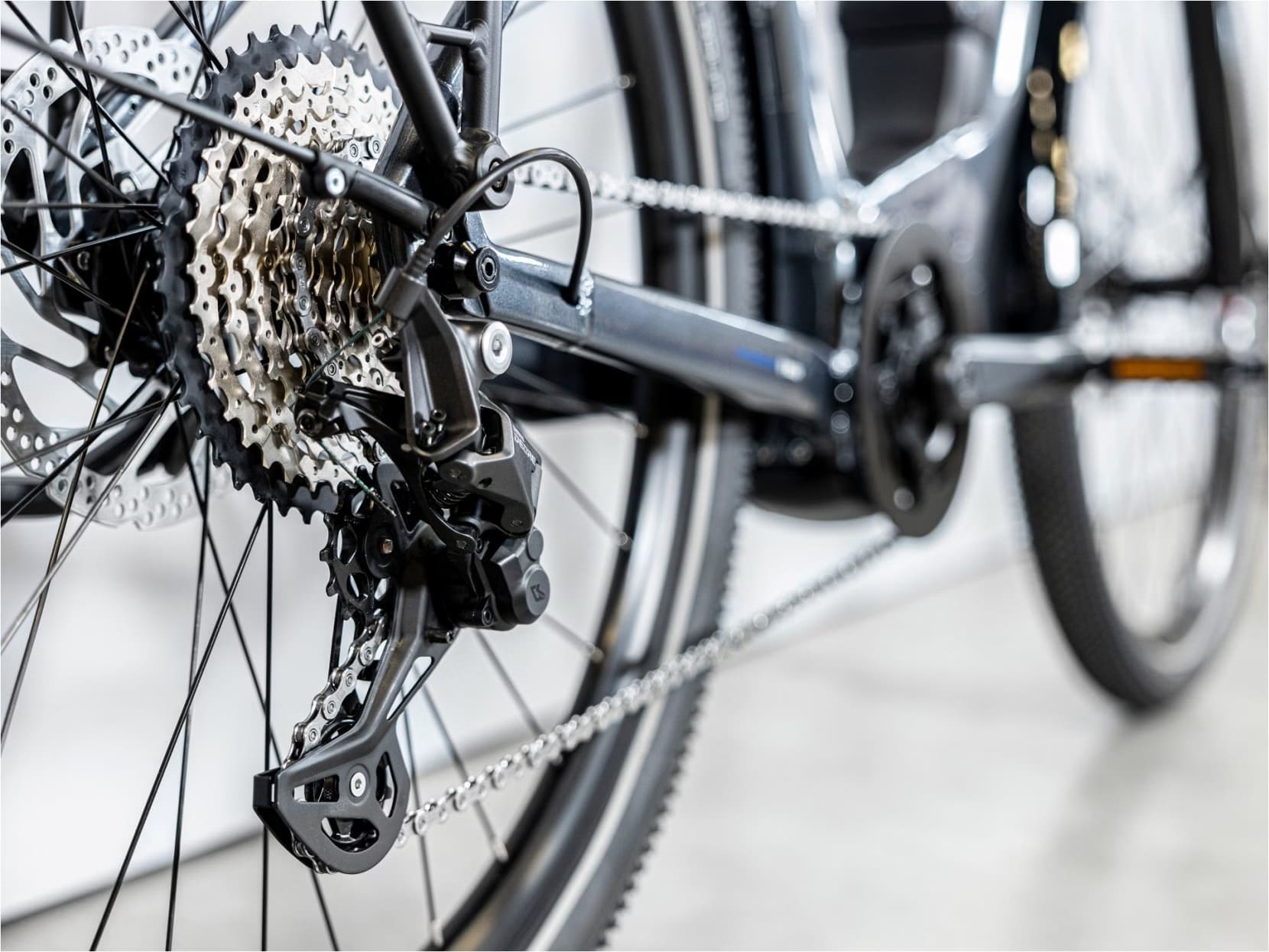 Trek Allant+ 6 Lowstep Shimano Deore 10V 725 Wh 650b 2023