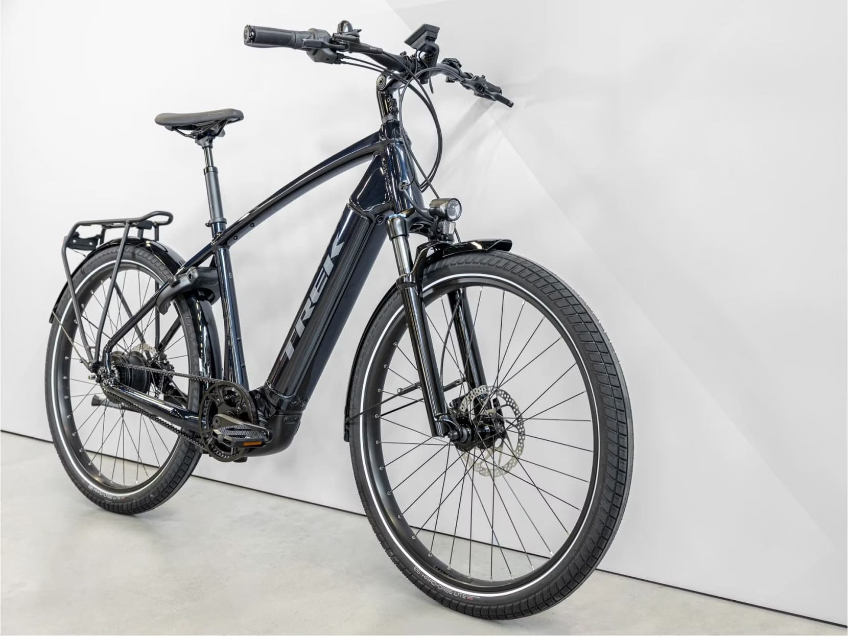 VTC Électrique Trek Allant+ 9 Enviolo Trekking 625 Wh 2023