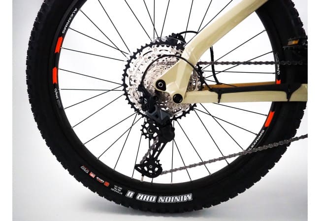 VTT électrique tout-suspendu O2Feel Amplitude 7
