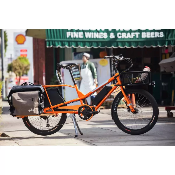 Vélo cargo électrique Yuba Kombi E5