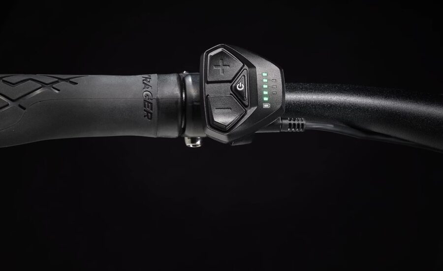 Trek Dual Sport+ 2 Stagger Shimano Altus 9V 250 Wh 650 mm 2023