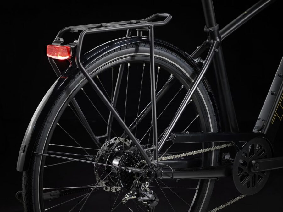Vélo Électrique Trek FX+ 2 Shimano Altus 9V 250 Wh 700 mm 2023