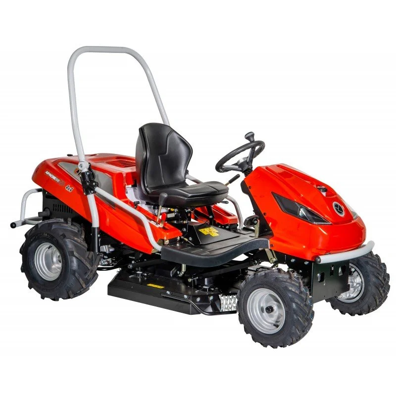 Débroussailleuse autoportée Oleo-Mac Tuareg 92 EVO 4×4