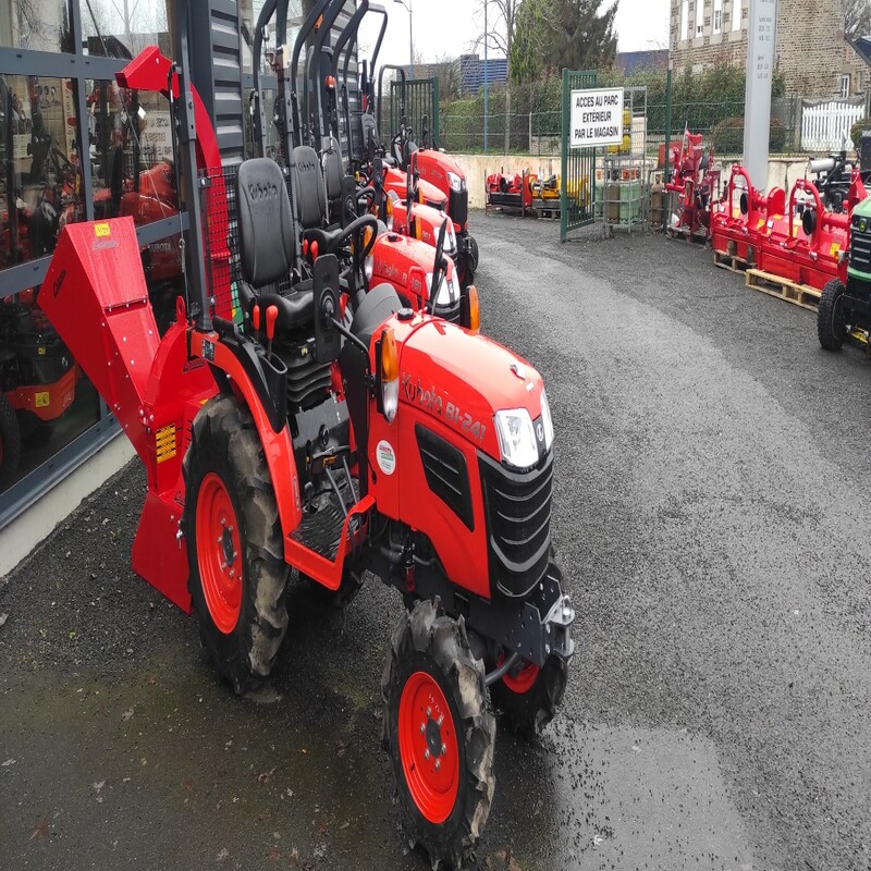 Micro tracteur diesel 4 roues motrices KUBOTA B1241 D