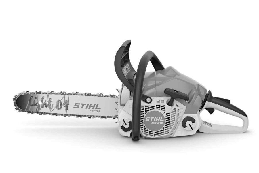 STIHL MS 241 C-M avec un guide Rollo E
