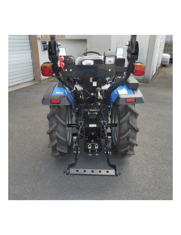 Tracteur 4 roues motrices SOLIS 26 roues